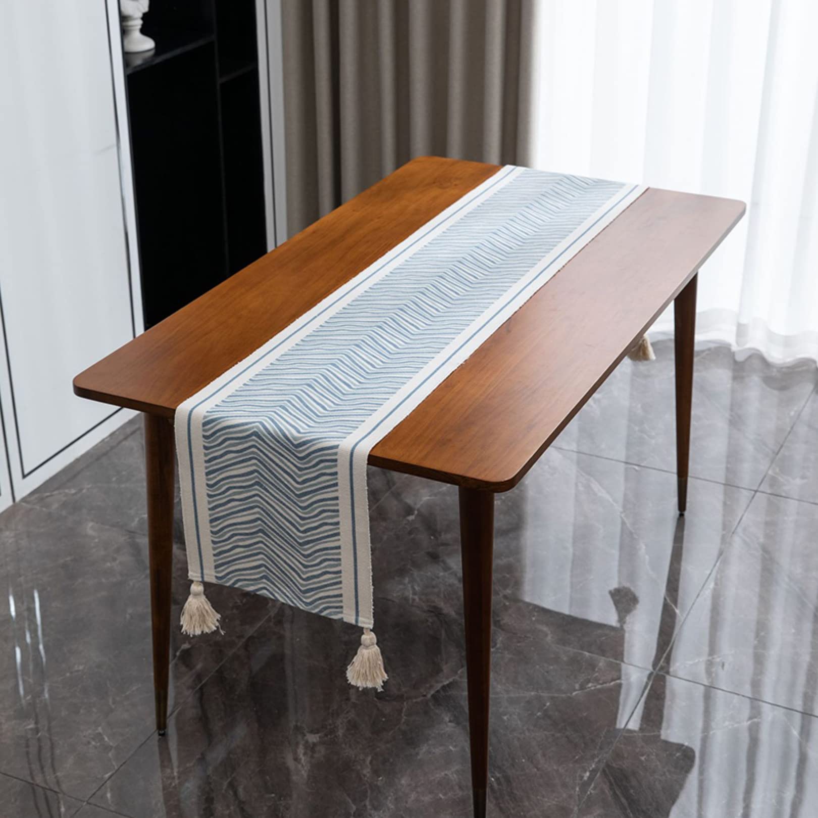 Amazon｜テーブルランナー 35*180 テーブルセンター 長方形 タッセル